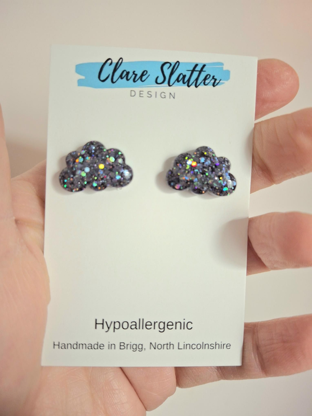 Cloud shape stud earrings
