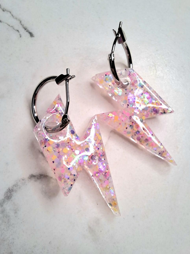 Lightening bolt hoops