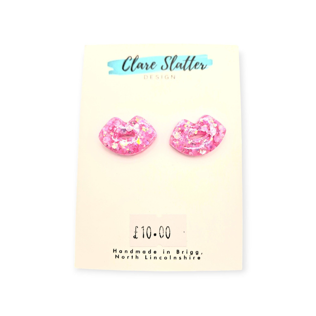 Lip shape stud earrings