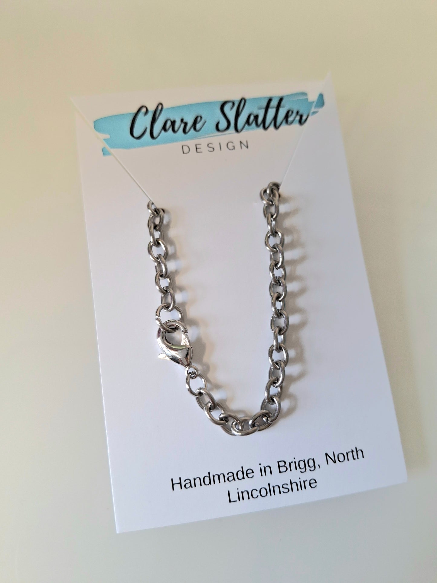 Surprise charm bracelet kit