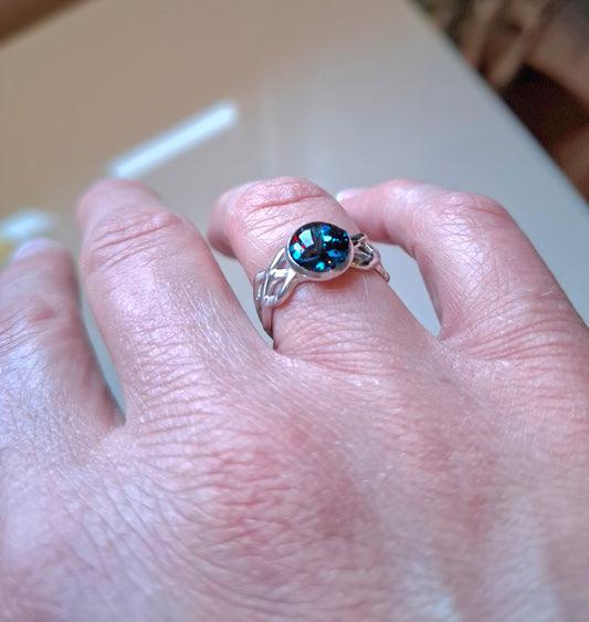 Adjustable stainless steel gorgeous celtic design ring