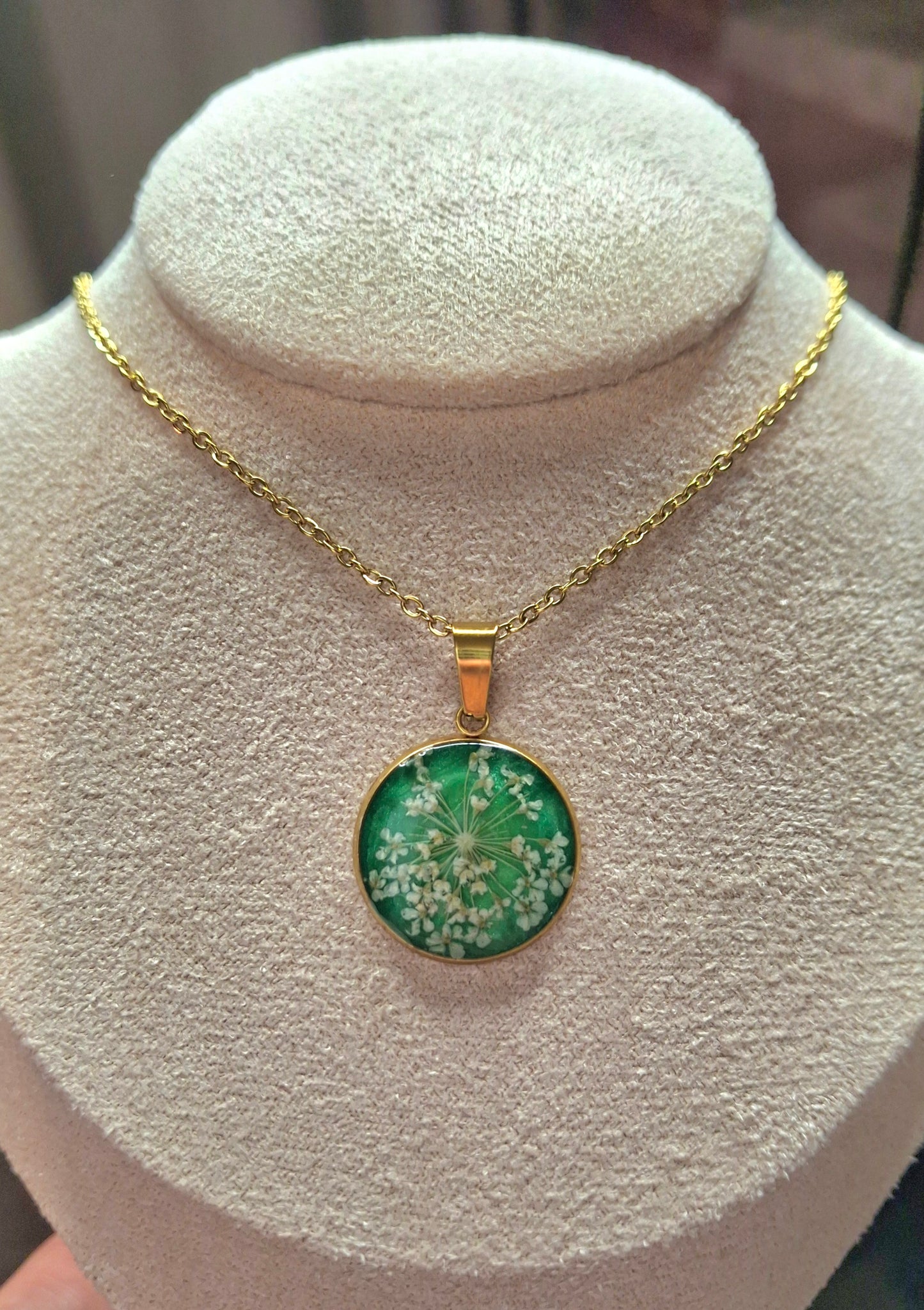 Real flower Queen Anne's lace pendant