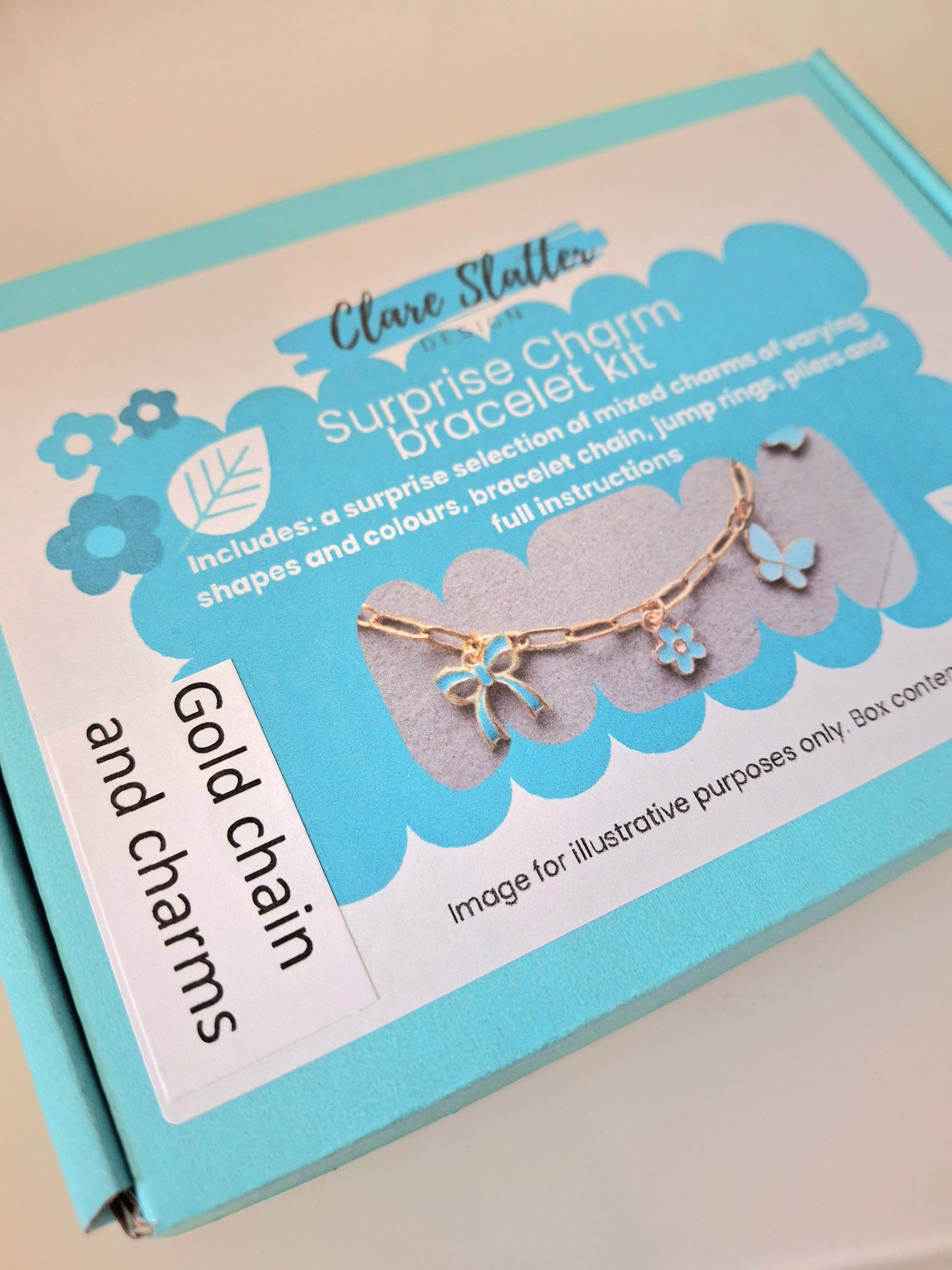 Surprise charm bracelet kit