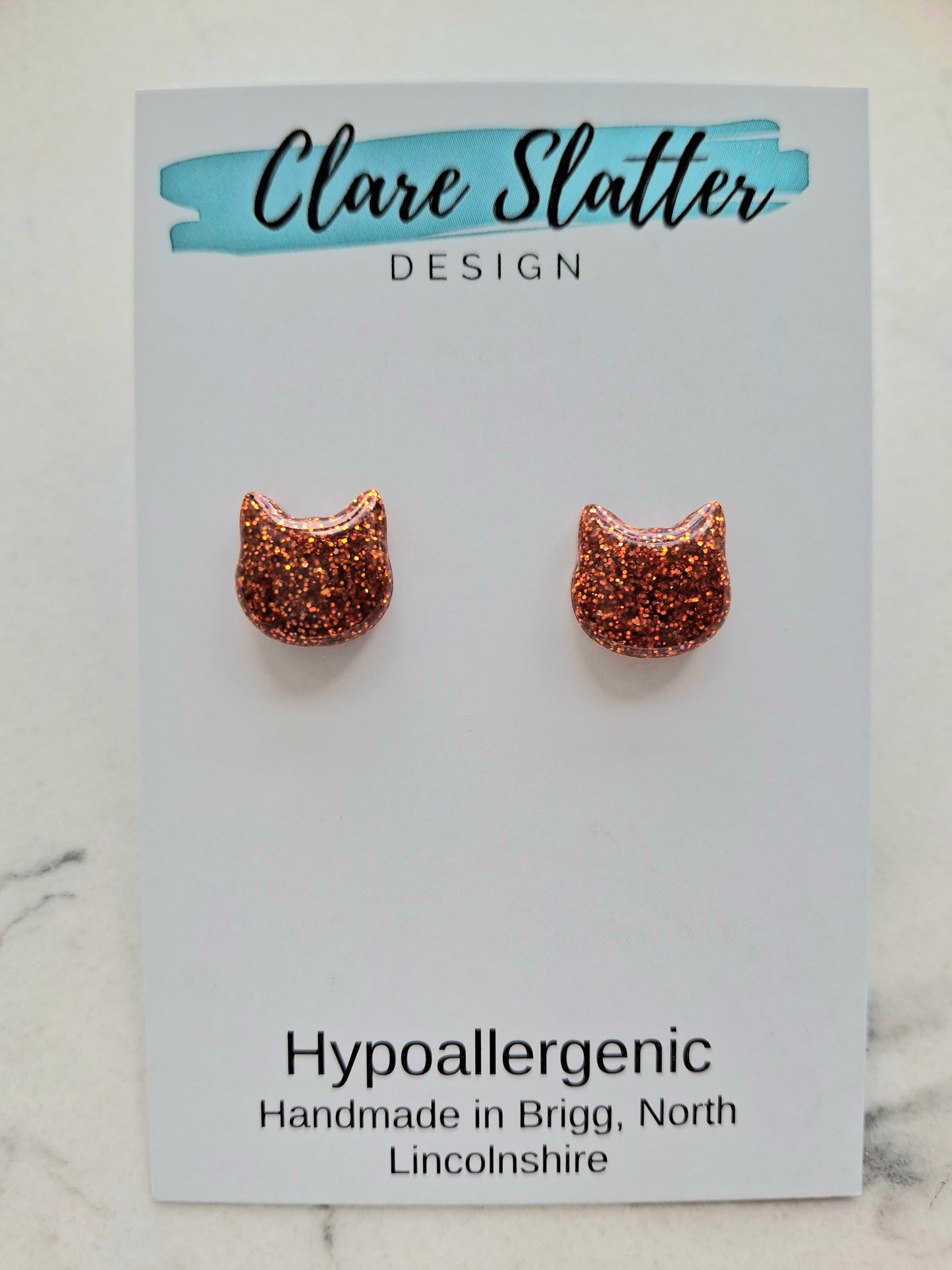 Cat head shape studs